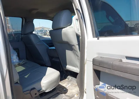 2015 Ford F-250 Xl из США, поврежденный, VIN 1FT7W2BT2FEA80834